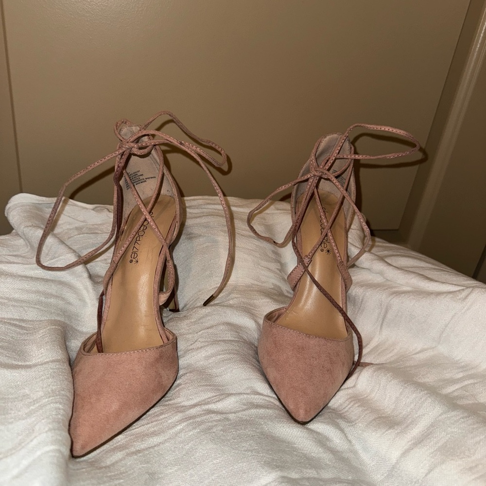 Shoe Dazzle Blush Lace-Up Heels